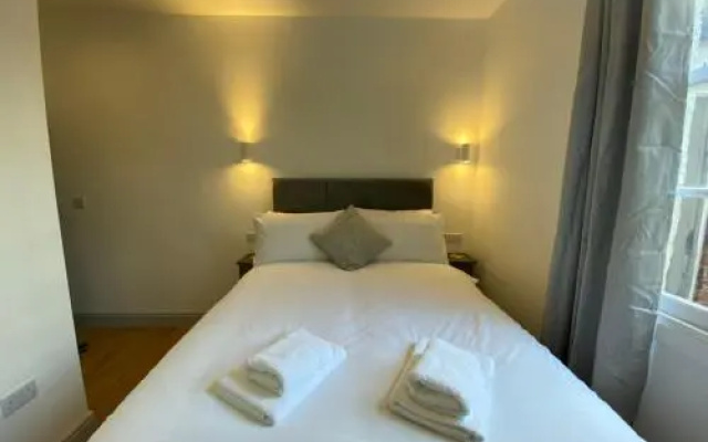 Avenham Apartments