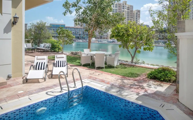 The Palm Jumeirah Villas by Dream Inn