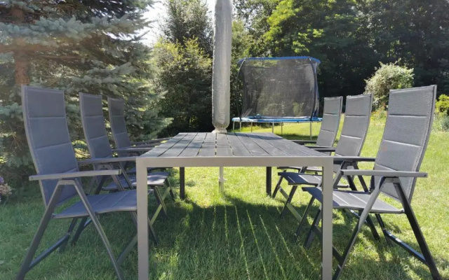 Wohlfühlhaus mit großem Garten in traumhafter Natur am Stadtrand