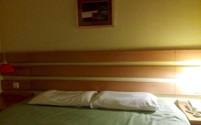 Home Inn Datong Yingbin West Street No3 Renmin Hospital