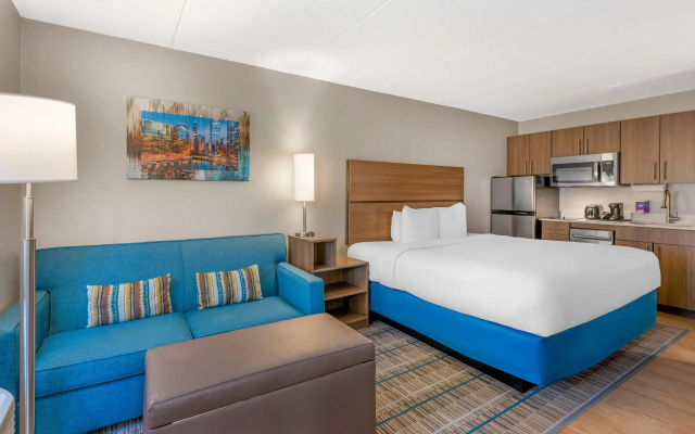 MainStay Suites Oak Brook Terrace-Chicago