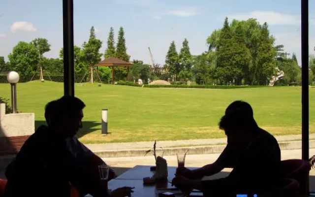 Wistaria Hotel