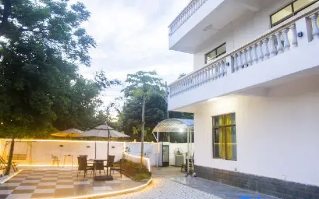 Weizhou Island Banxia Yunjian Homestay (Shell Beach)