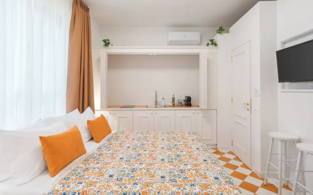 Luxury New Sorrento Home With Terrace - Sleeps 12