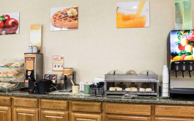 Quality Inn Oacoma - Chamberlain
