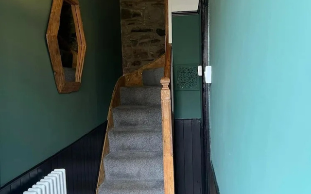 Llansteffan - Dog Friendly 2-bed House, Sleeps 4