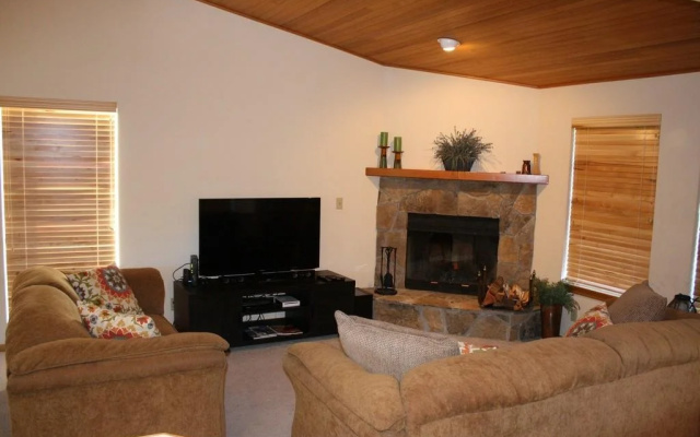 Fairway Village Condominiums