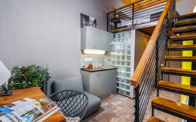 Mezzanine Hotel комната для гостей