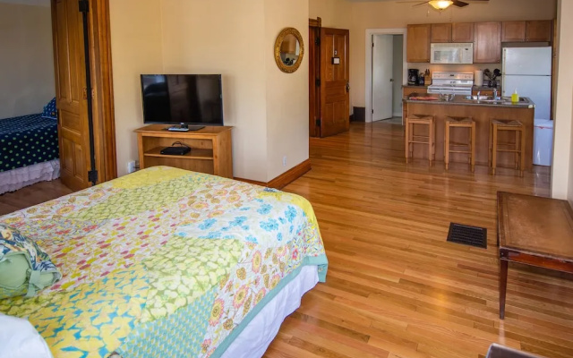 Serendipity Resort & Suites