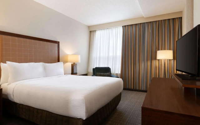 Travelodge By Wyndham Conference Centre & Suites Whitecourt