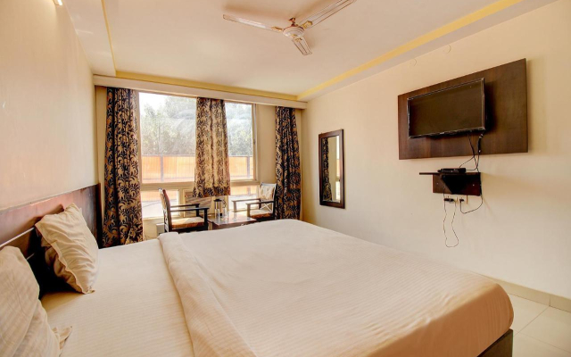 OYO 189 Charbagh Lucknow
