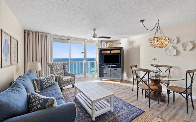 Pelican Beach 1506 1 Bedroom Condo by Pelican Beach Management