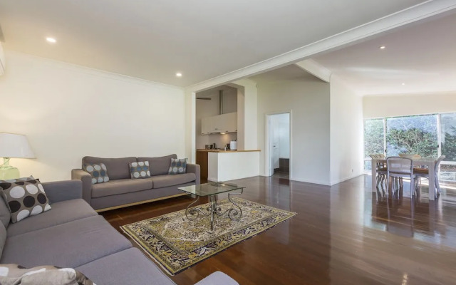 North Cottesloe Cottage