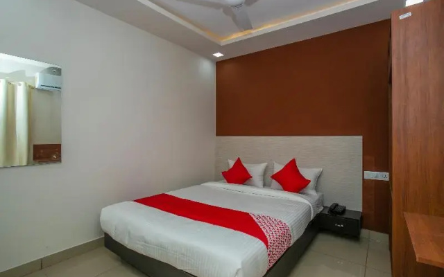 Varcity Phi Pavilion By OYO Rooms