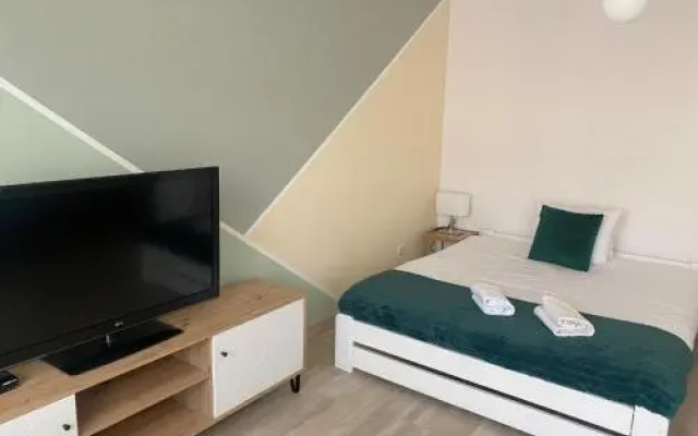 Blue Apartment close to Old Town