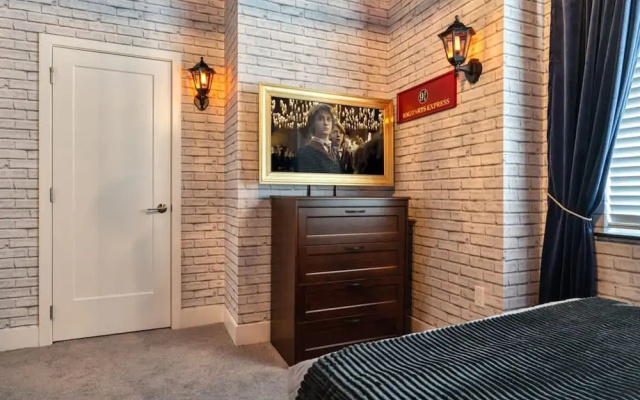 Modern Luxury Retreat-pool Mickey Harry Potter Bedrooms
