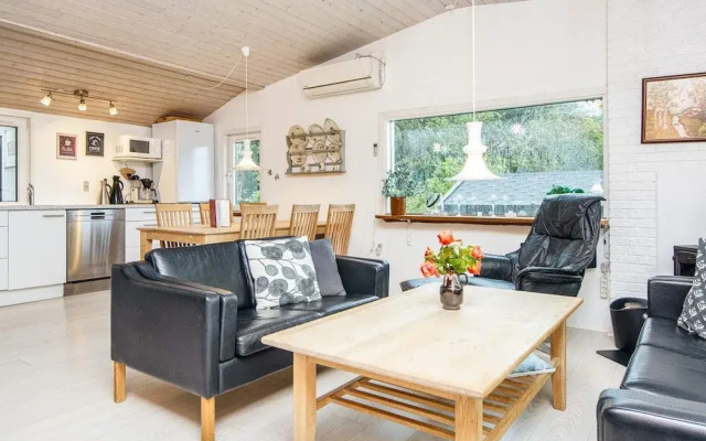4 Star Holiday Home in Hejls