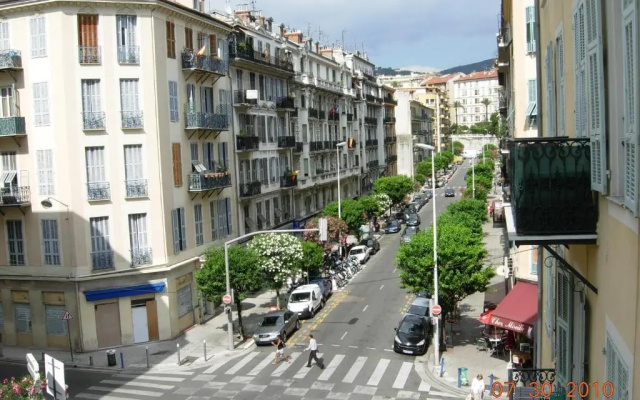 Appartement Au Centre De Nice