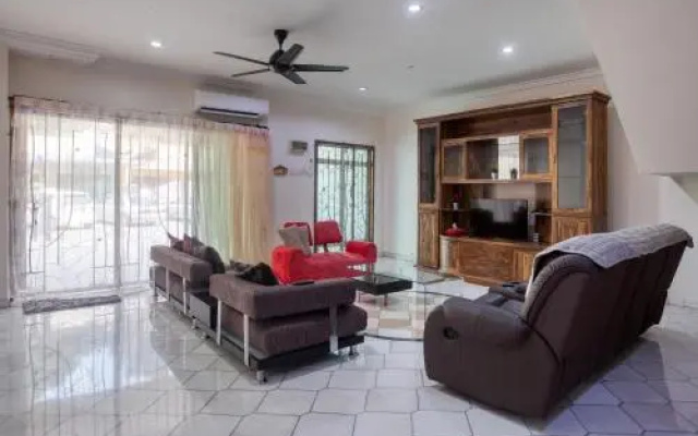 Gunung View Homestay