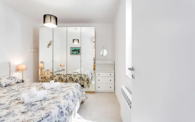 PRA' Modern & Cozy Apartment