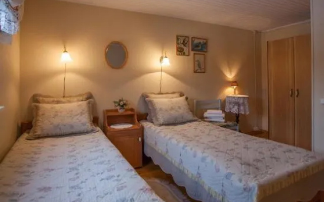 Västriku Holiday Home