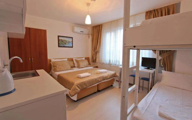 Nicoleport Hotel