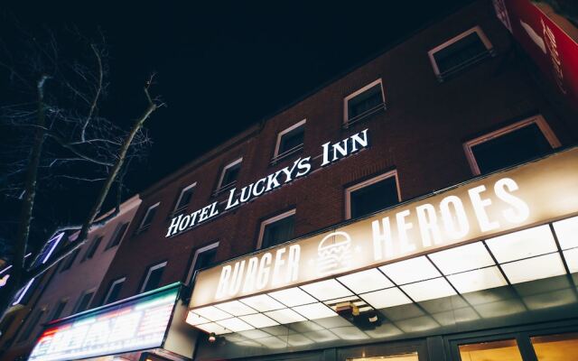 Отель Luckys Inn GmbH Германия, Гамбург - отзывы, цены и фото номеров - забронировать отель Luckys Inn GmbH онлайн вид на фасад