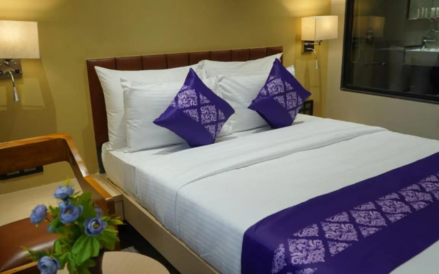 Purple Beds by VITS Dwarkesh, Surat