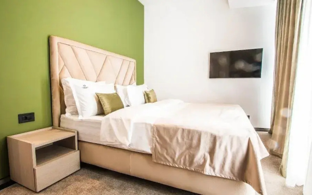 Central Carol Aparthotel 2