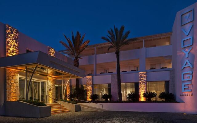 Отель Voyage Bodrum - Adults Only вид на фасад