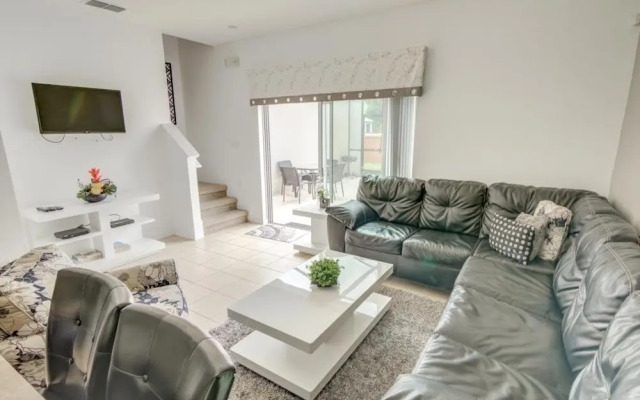 H2u - Aladdin - Bv1320 3 Bedroom Townhouse