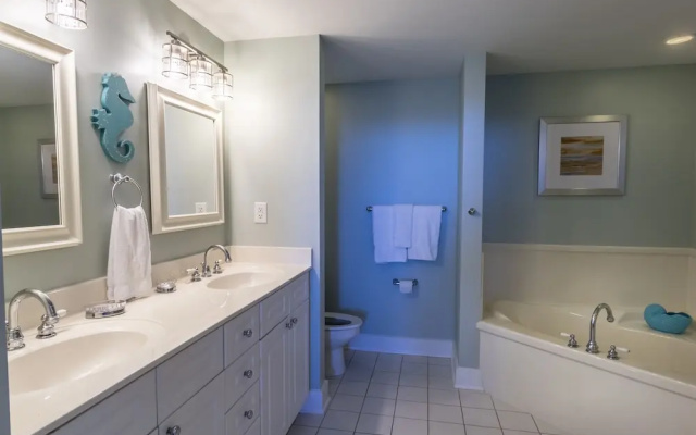 Waterscape B612 2 Bedroom Condo