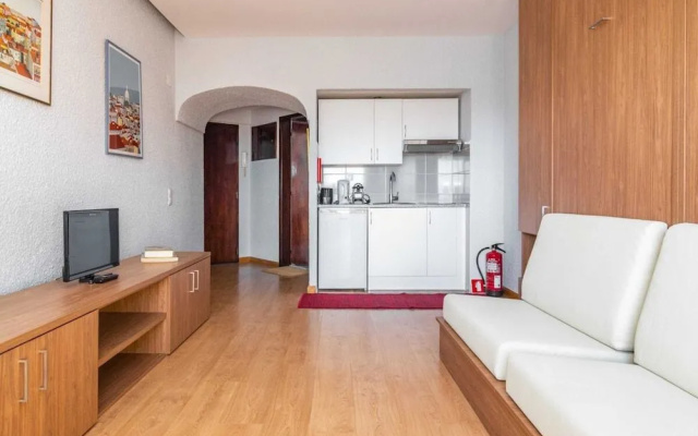 Wonderful Studio in Cascais With Sea View