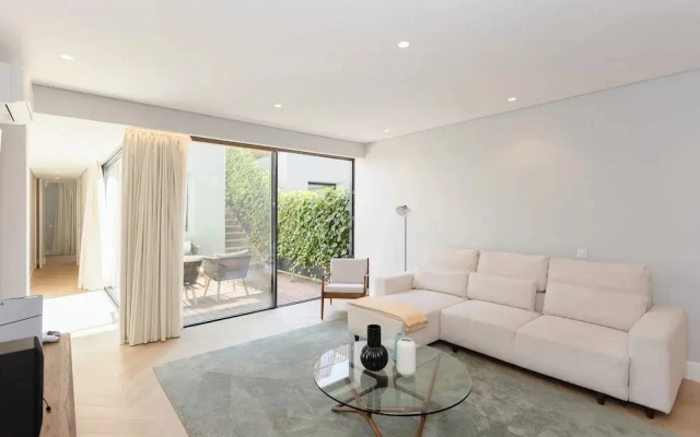 Pool Paradise Apartment C