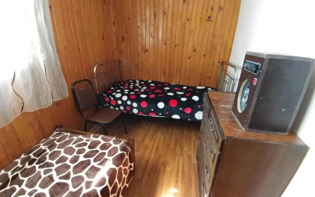 Lomidze House 1