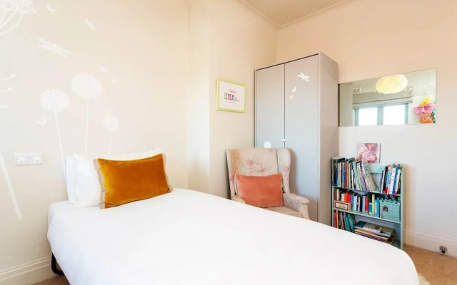 Richmond Road Retreat