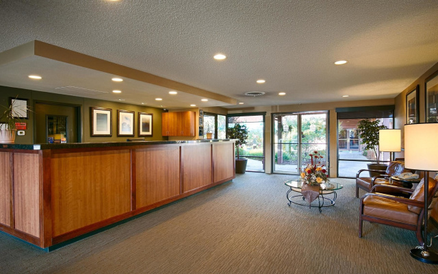 Best Western Sunridge Inn & Conference Center