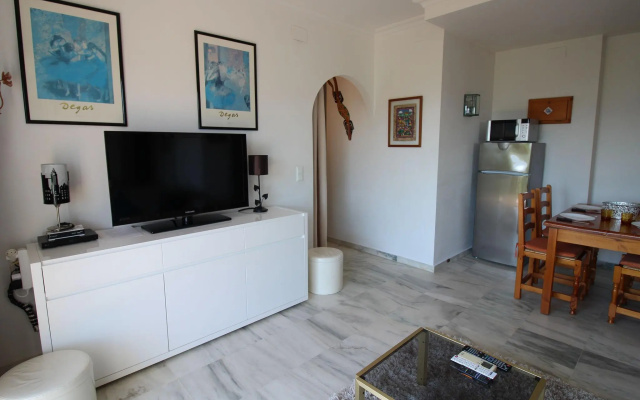 Pleasant Apartment in Empuriabrava with Balcony