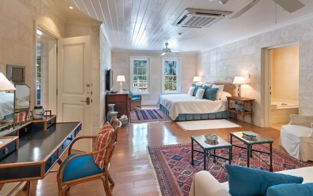 Latitude 4 Bedroom Villa
