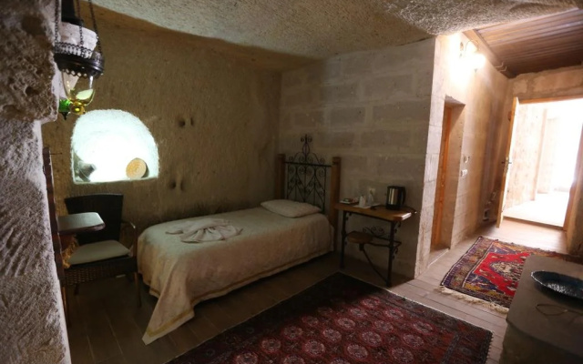 Angel Cave Suite