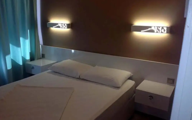 Dikili Sunset Club