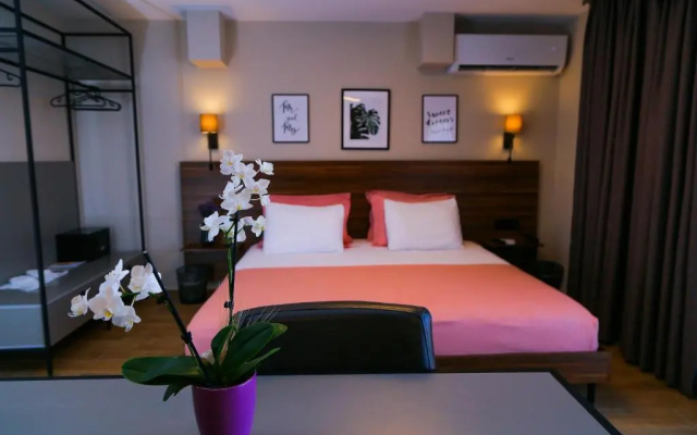 Şenyıldız Hotel