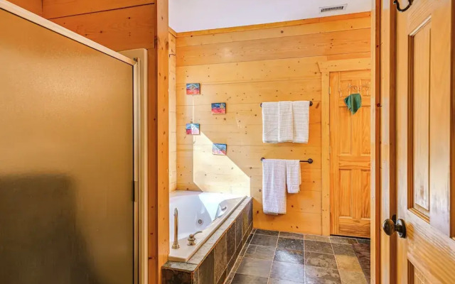 Near Hiking & Outdoor Rec: Cabin in Sapphire