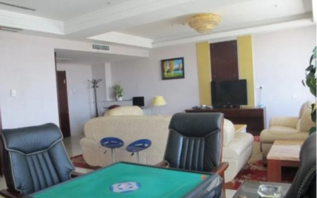 Aksu Pudong Holiday Hotel