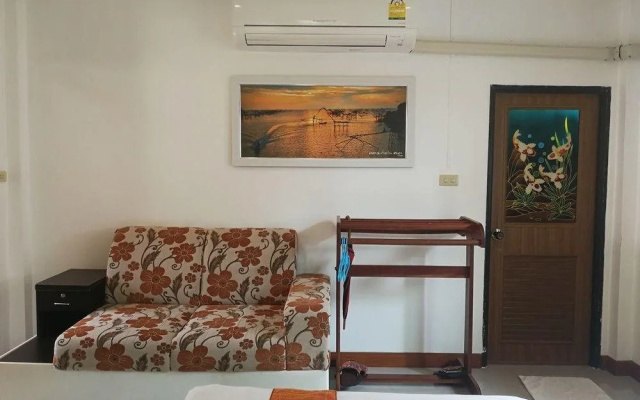 Lan Bua Resort