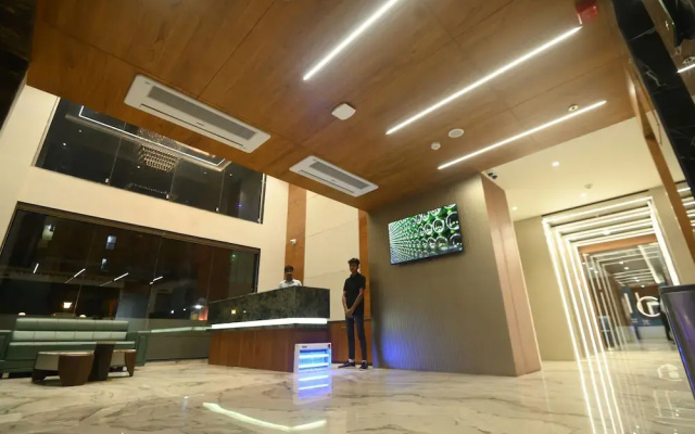 Kings Kraft Tremezzo Inn Somnath