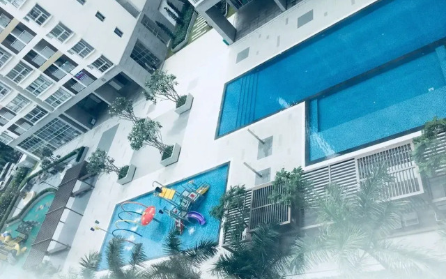 La Rose Great view 14th 2 Br. Apartment