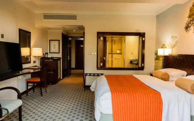 Phakalane Golf Estate Hotel & Convention