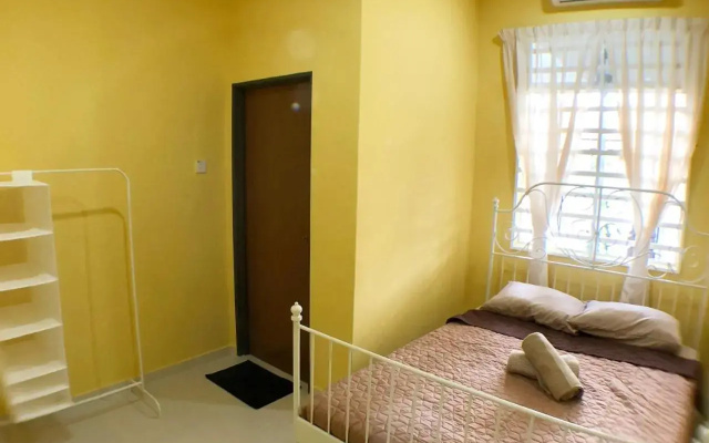 Twin Homestay C