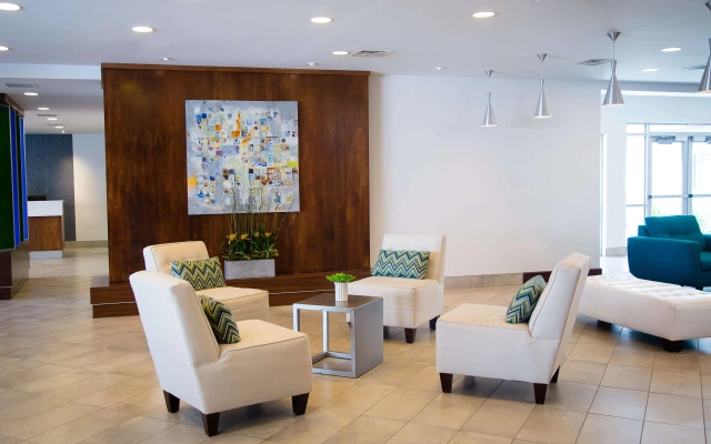 DoubleTree by Hilton Omaha Southwest